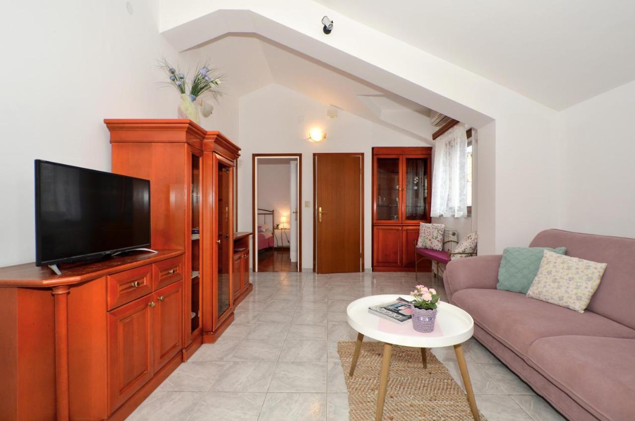 Apartmani Basic 1 Split Exterior foto